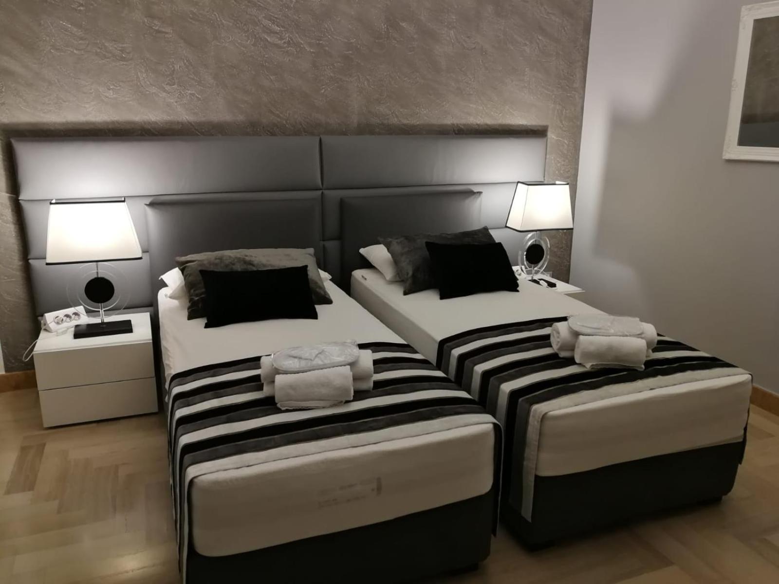 Residenza Duomo3 - Apartments Верона Экстерьер фото