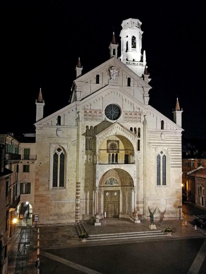 Residenza Duomo3 - Apartments Верона Экстерьер фото